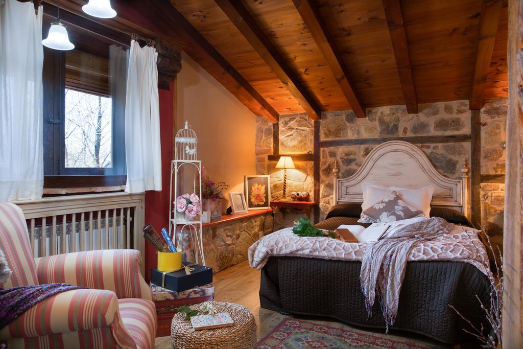 Casa Rural La Casa Del Bosque Navaconcejo Dış mekan fotoğraf
