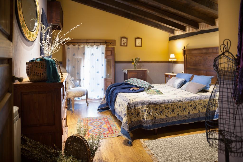 Casa Rural La Casa Del Bosque Navaconcejo Dış mekan fotoğraf